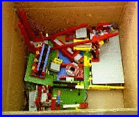 LEGO DACTA Pieces in the box at the beginning