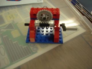 Worm gear and crown gear